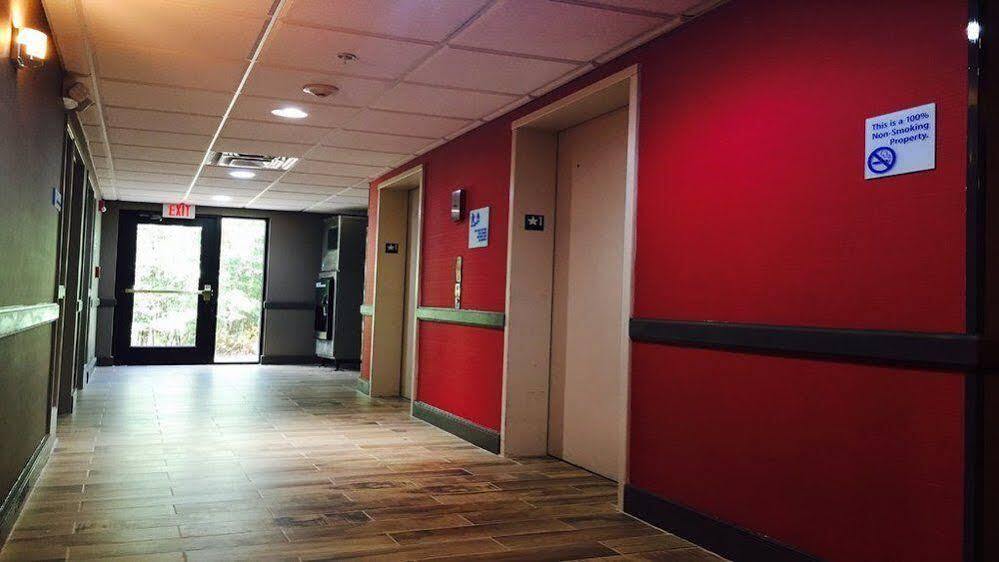 Holiday Inn Express Madison Kültér fotó